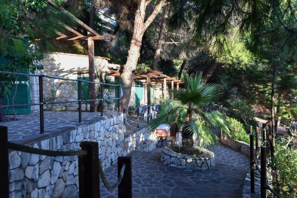 Hotel Club Torre Capovento Sperlonga Bagian luar foto