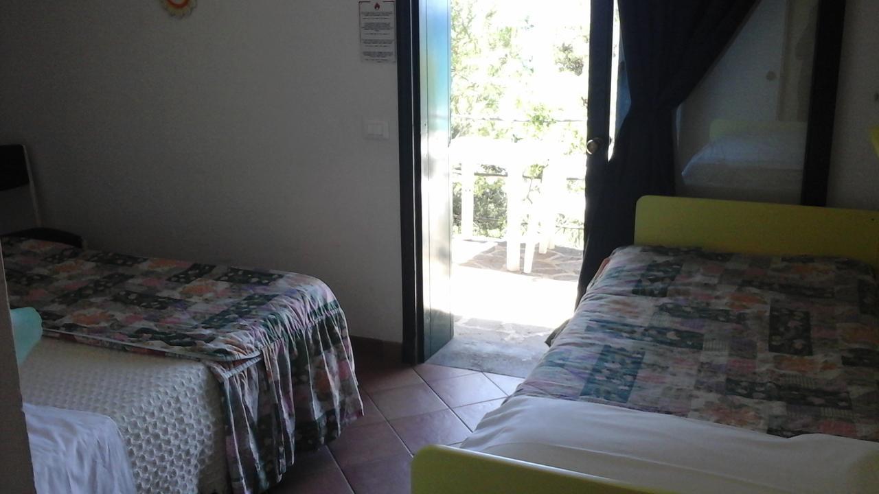 Hotel Club Torre Capovento Sperlonga Bagian luar foto