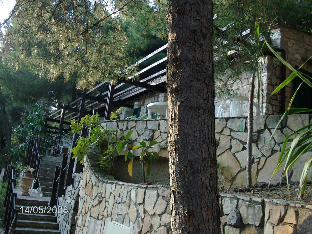 Hotel Club Torre Capovento Sperlonga Bagian luar foto