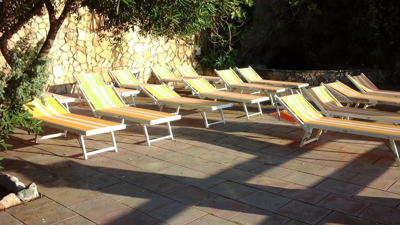 Hotel Club Torre Capovento Sperlonga Bagian luar foto